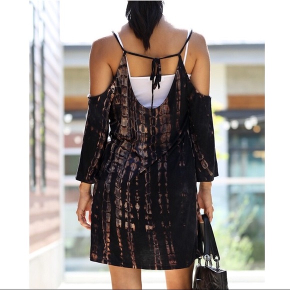 Misty Pearl - Picture 3 of 3